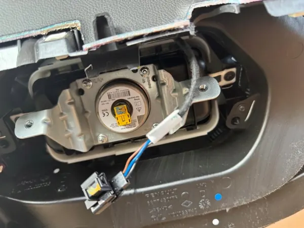 Renault OE Airbagconsole voor Megane V E-Tech Iconic image 6