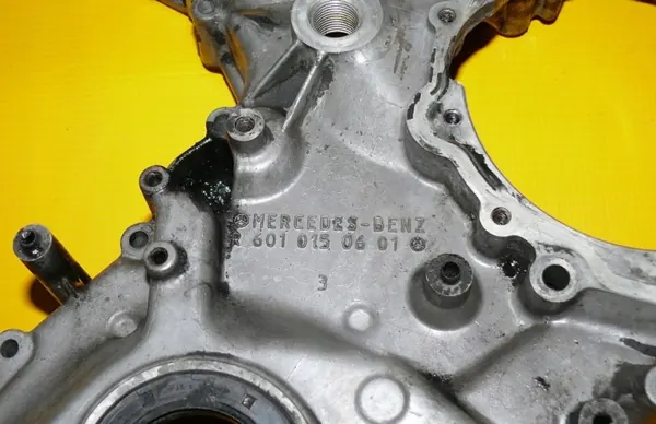 OEM 6010150601 Couvercle Distribution Aimant Huile Mercedes W140 image 3