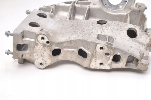 Aston Martin DB11 Kiinnitys OEM HY53-100A05-A image 6