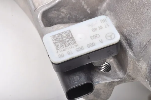 Aston Martin DB11 Kiinnitys OEM HY53-100A05-A image 9