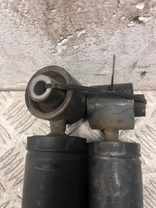 Set di Ammortizzatori Posteriori per Renault Koleos I OEM image 3