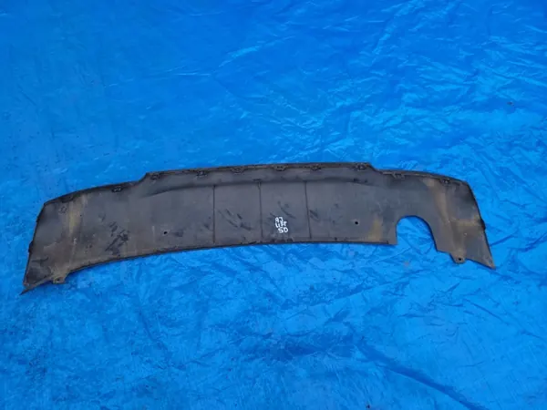 Opel Astra J takapuskurin diffuusori OEM 13368071 image 3