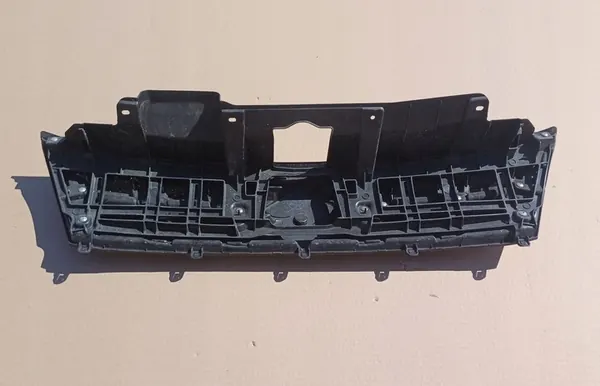 SUZUKI VITARA III LIFT 18- Front Grill 72110-86R00 image 4