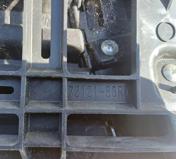 SUZUKI VITARA III LIFT 18- Front Grill 72110-86R00 image 5