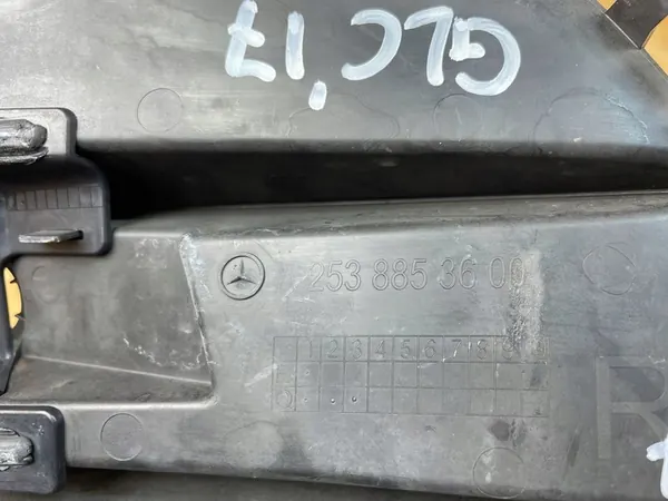 Cache Grille Avant Mercedes GLC W253 AMG A2538853600 image 9