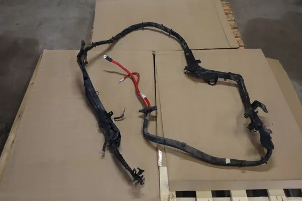 Volvo akkukaapeli OEM 31687003 - Plusnapa image 4