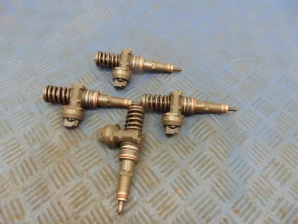VW Golf IV 1.9 Diesel-injectorset OEM 0414720213 image 4