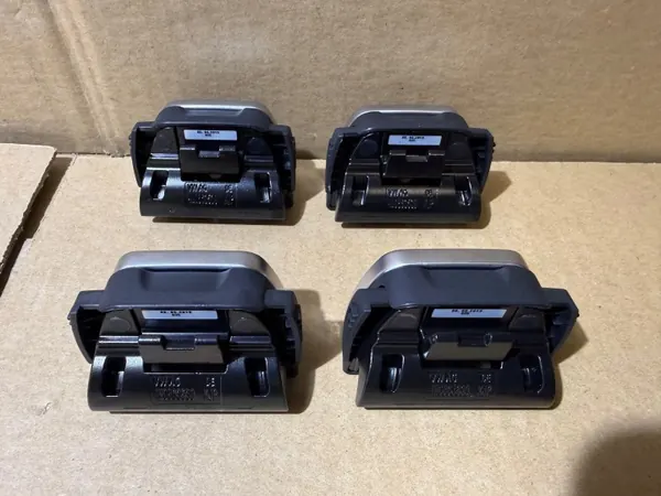 Audi A6 C8 Avant bagagegaller krok OEM 4M0863539 image 6