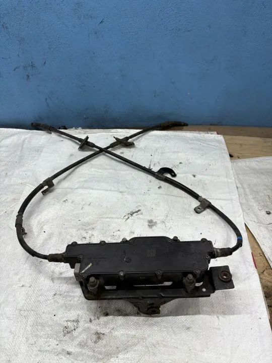 Frein de stationnement électronique OEM 1618230215711 image 9
