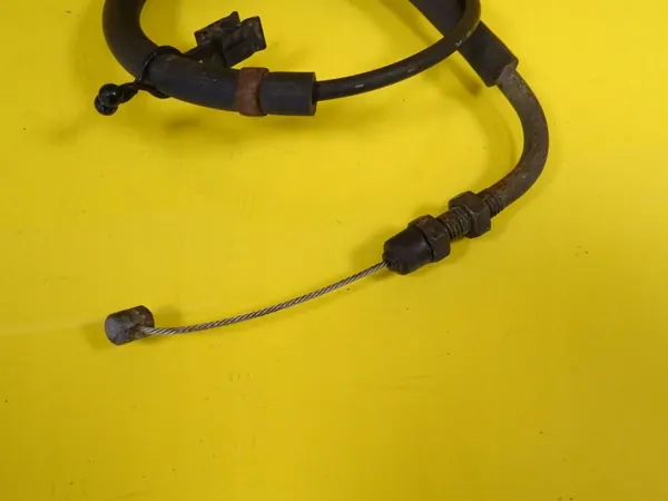 Enlace de gas Suzuki Swift I usado OEM DRC69062 image 3