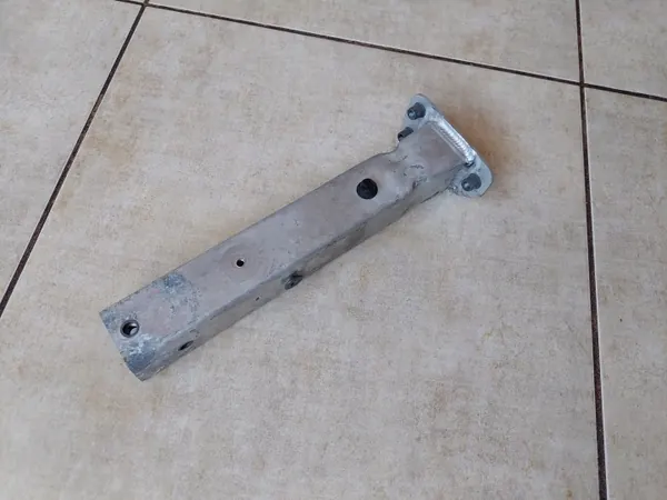 Support de pare-chocs zone crash OEM 4H0806064 E - 1 droit image 3