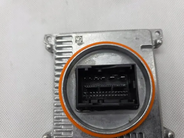 Module Convertisseur LED Avant OEM SPP18120 pour Skoda Superb IV image 3