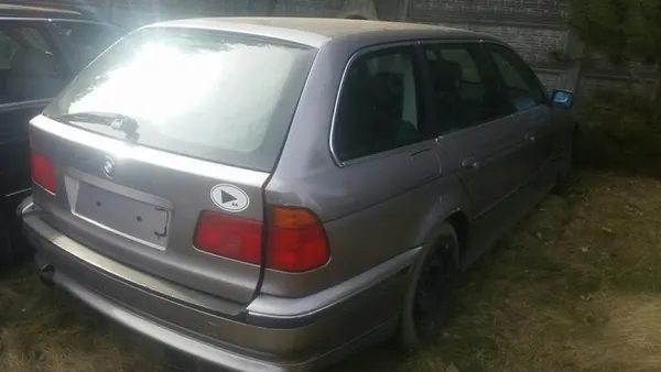 Parafango Anteriore Destro BMW 5 E39 96-00 OEM 41358162133 image 3