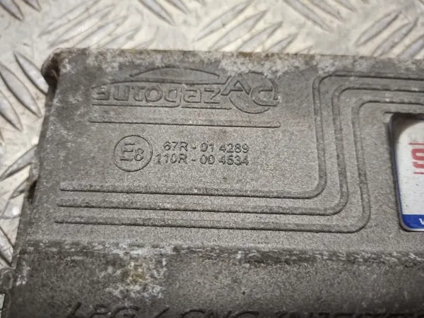 Module Commande Gaz OEM E8-67R-014289 Renault image 3