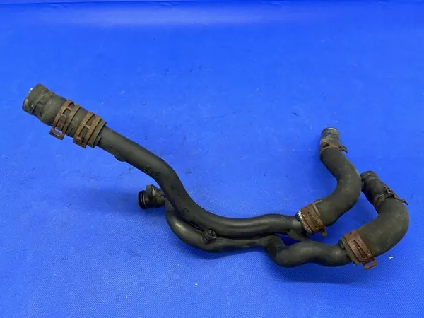 AUDI A6 C6 3.2 FSI Tubería de Agua 06E121044D image 4