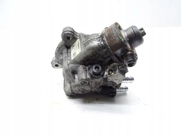 Bomba de inyección OEM 04L130755D para Skoda Octavia image 3