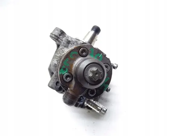 Bomba de inyección OEM 04L130755D para Skoda Octavia image 6