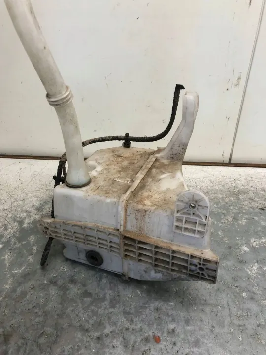 Pesulaitteen säiliö OEM 2N0955453C VW Crafter II image 4