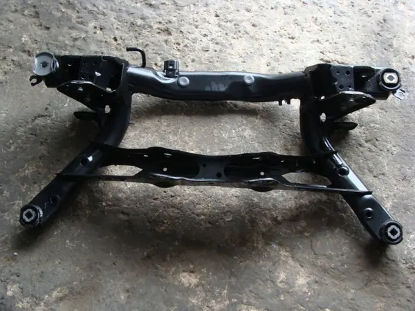 Poutre arrière OEM GAD6353 pour VW Tiguan II & Audi Q3 image 3
