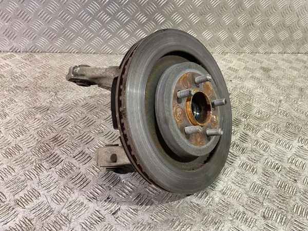 Ford Mustang VI 2019 Hinterradnabe OEM FR3C5B759 image 3