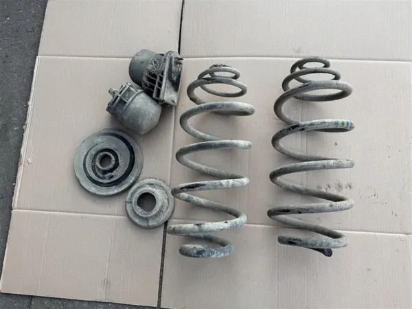 OEM AA Federn + Gummis + Stöße Hinten Peugeot Expert image 3