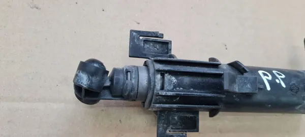 Rechte Scheinwerferwaschdüse OEM 8T0955102D image 4
