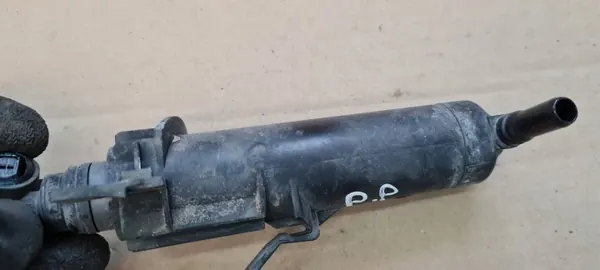 Rechte Scheinwerferwaschdüse OEM 8T0955102D image 7