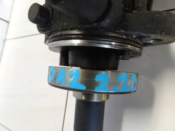 Nissan OE 167008H800 Kraftstoffpumpe image 2