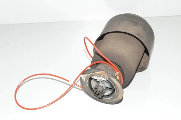 Support de suspension arrière gauche BMW 5 Gran Turismo 3.0L OEM 37106781844 image 4