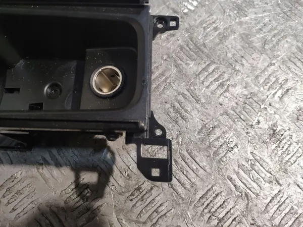Suporte de Copos Volvo XC90 OEM 31389958 Painel image 8