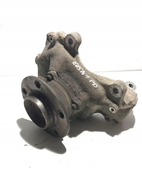 BMW Etupyörän navan OEM 31216753462 - Käytetty image 3