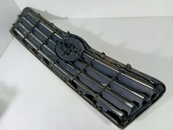 Toyota Avensis T25 Grille OEM M1R8 DOM 00020913 image 4