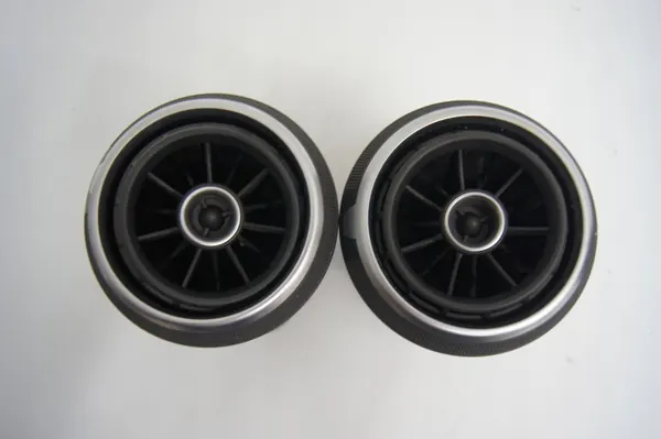 Audi A3 8V instrumentpanel ventilationsgall OEM QBG 8V0820901A image 4