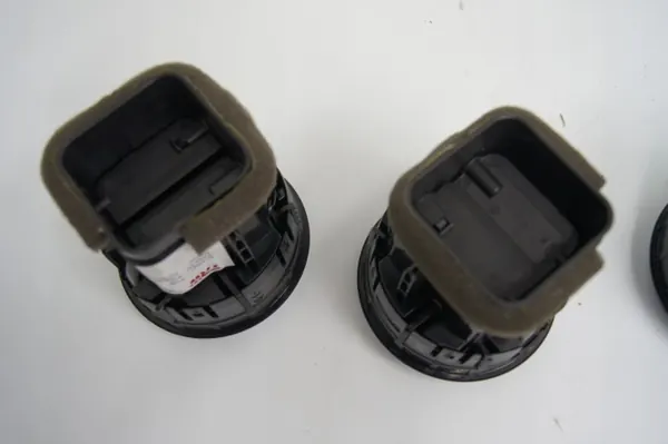 Audi A3 8V instrumentpanel ventilationsgall OEM QBG 8V0820901A image 5