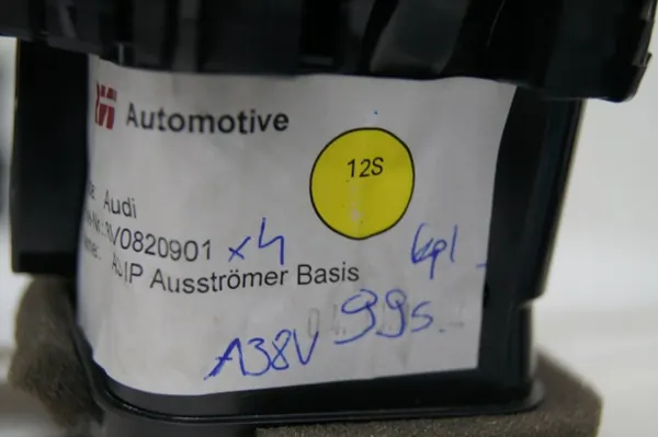 Audi A3 8V instrumentpanel ventilationsgall OEM QBG 8V0820901A image 7