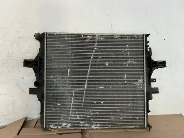 Gebrauchter Iveco Wasser-Kühler OEM 8A4960000 image 2