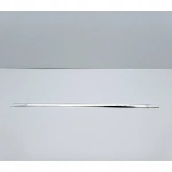 Garniture de fenêtre arrière droite Chrome BMW 5 E39 Touring DRC87657 image 1