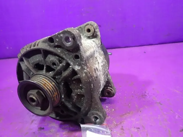 VW PASSAT B5 96-00 1.9 TDI Vaihtovirtageneraattori 028903028F image 4