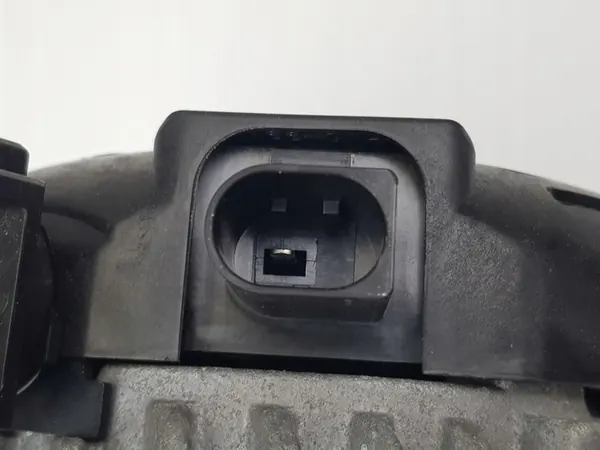 Vaihtovirtageneraattori BMW 3 (F30, F80) 2.0L bensiini image 10