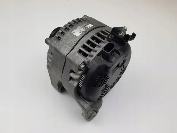 Vaihtovirtageneraattori BMW 3 (F30, F80) 2.0L bensiini image 4