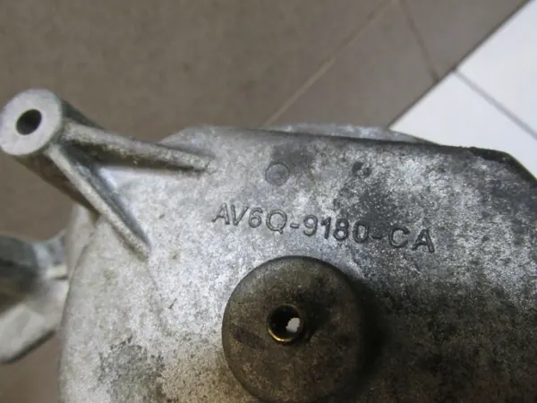 Brandstofffilterbasis OEM AV6Q-9180-CA voor Ford 1.5/1.6 TDCI image 4