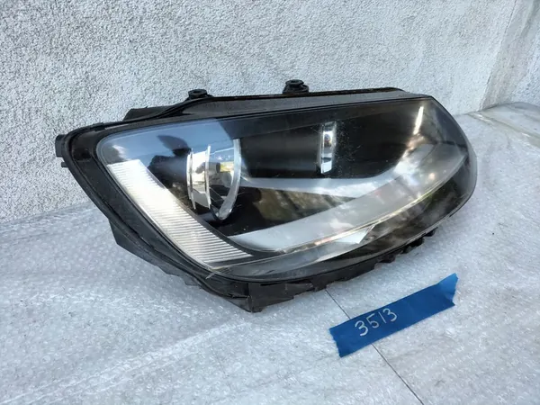 Farol Direito VW Sharan 10- OEM 7N1941006C image 2