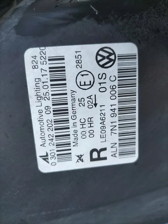 Farol Direito VW Sharan 10- OEM 7N1941006C image 5