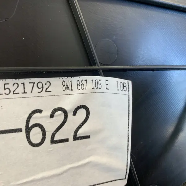 Revestimento de porta dianteira esquerda Audi A4 B9 8W LIFT 2022 OEM image 10