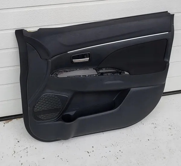 Mitsubishi ASX Garniture de Porte Avant Droite image 2