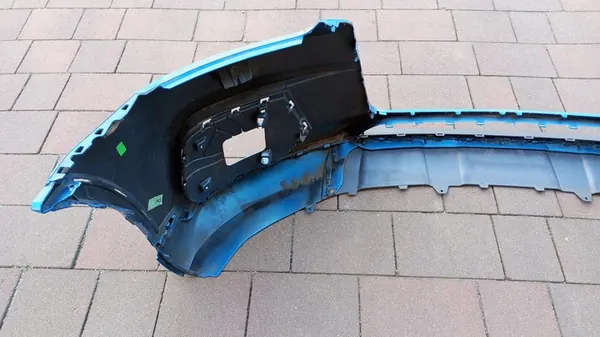 AUDI Q3 8U Parachoques Delantero 2014-2018 OEM 8U0807437AD image 8