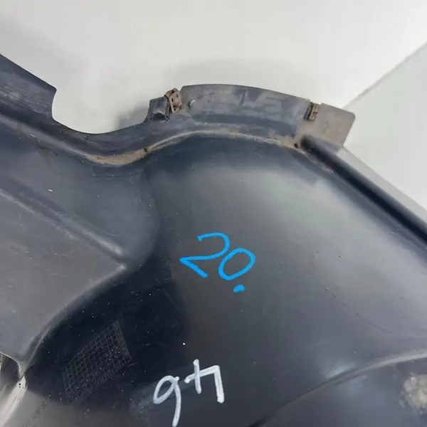 Front Left Wheel Arch Volkswagen Passat CC OE 3C8805911B image 9