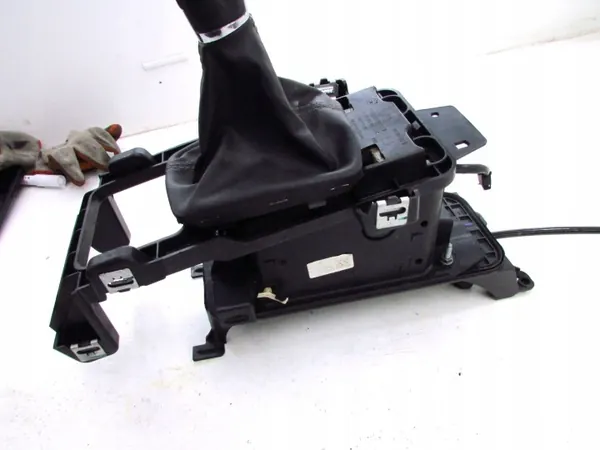 Levier de Vitesses SEAT OEM 5Q1713025AR Leon III image 3