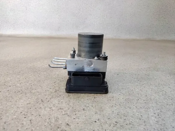 Bomba ABS OEM 476606054R para Renault Clio V image 2