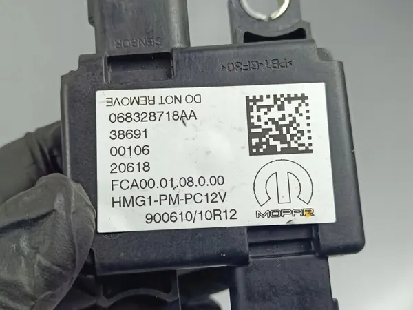 Controladores Jeep Cherokee 2019 OEM 068328718AA image 6